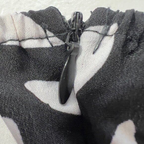 PrettyLittleThing Women’s Black Seed Print Mini Dress  4 Long Sleeve NWT - Picture 8 of 14